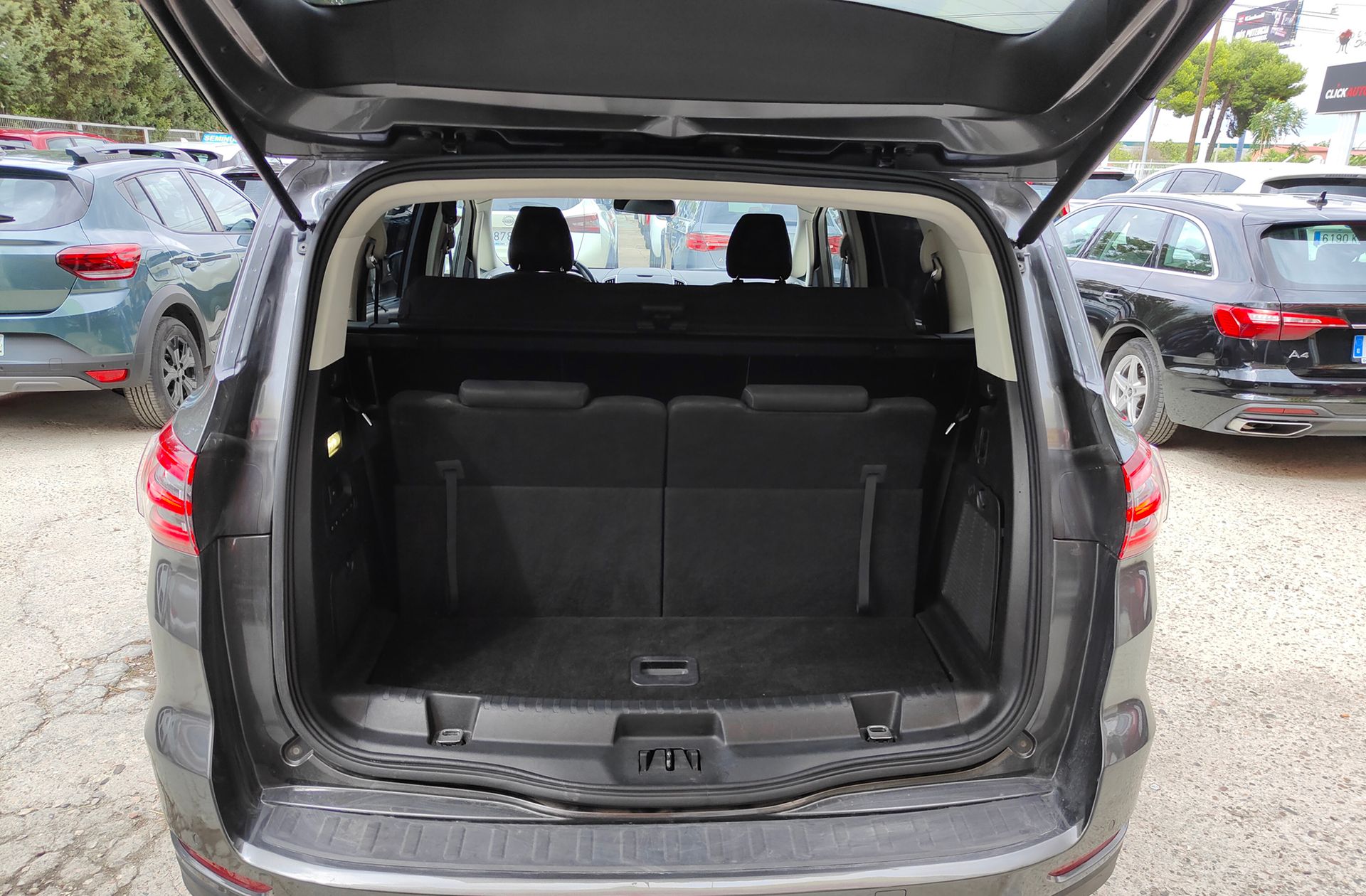 Ford S-Max 2.0 TDCi Titanium 7 plazas - foto 17