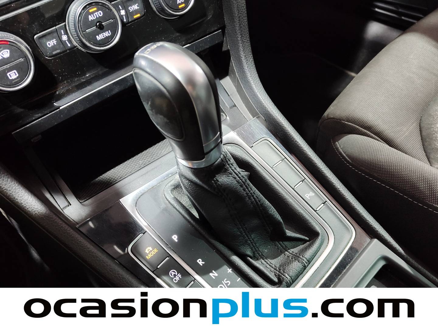 Equipamiento del Volkswagen Golf Volkswagen Golf 1.6 TDI Sport R-Line DSG (115 CV)