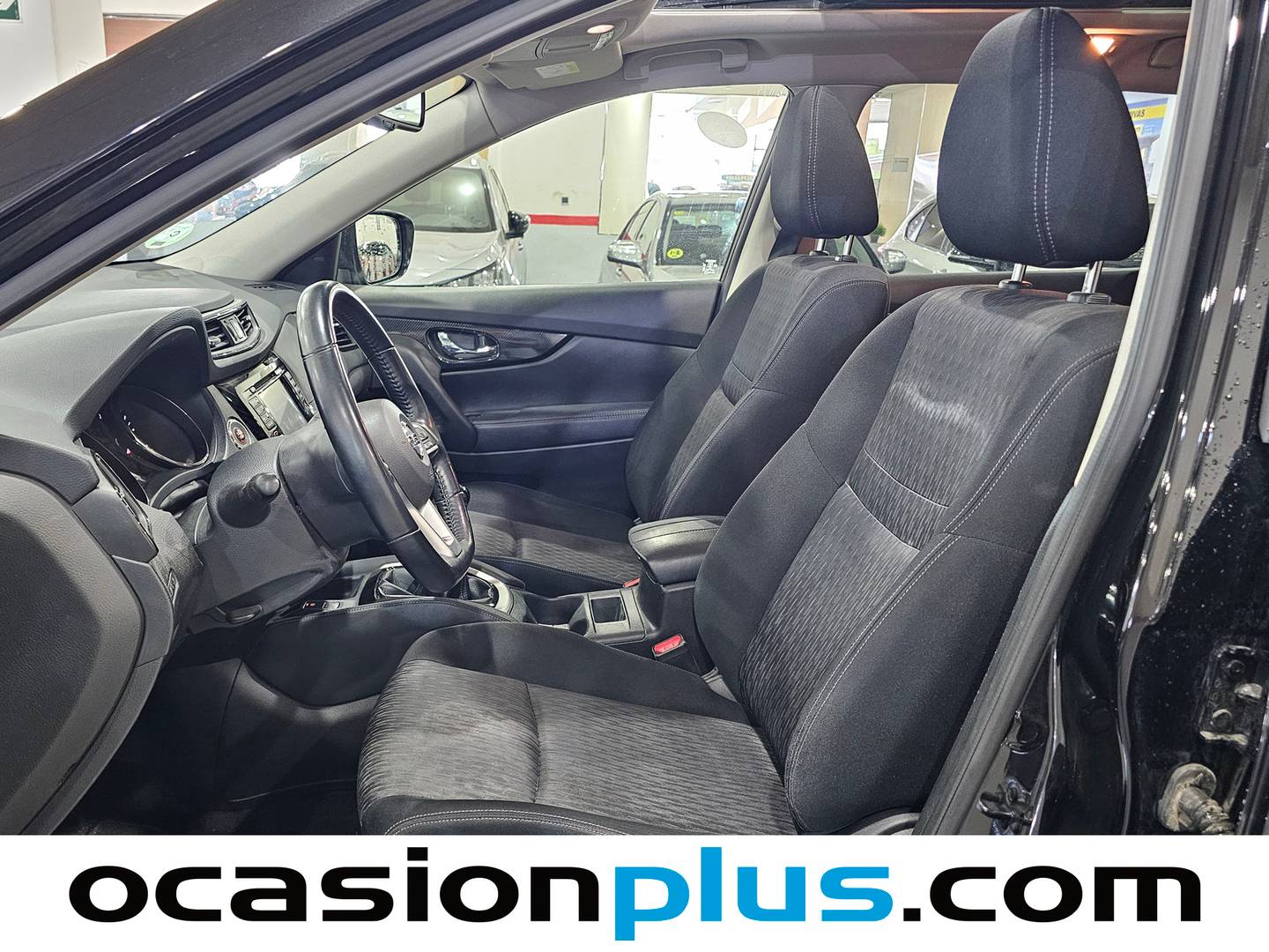 Foto asientos delanteros Nissan X-TRAIL Nissan X-Trail 1.6 dCi N-Connecta (130 CV)