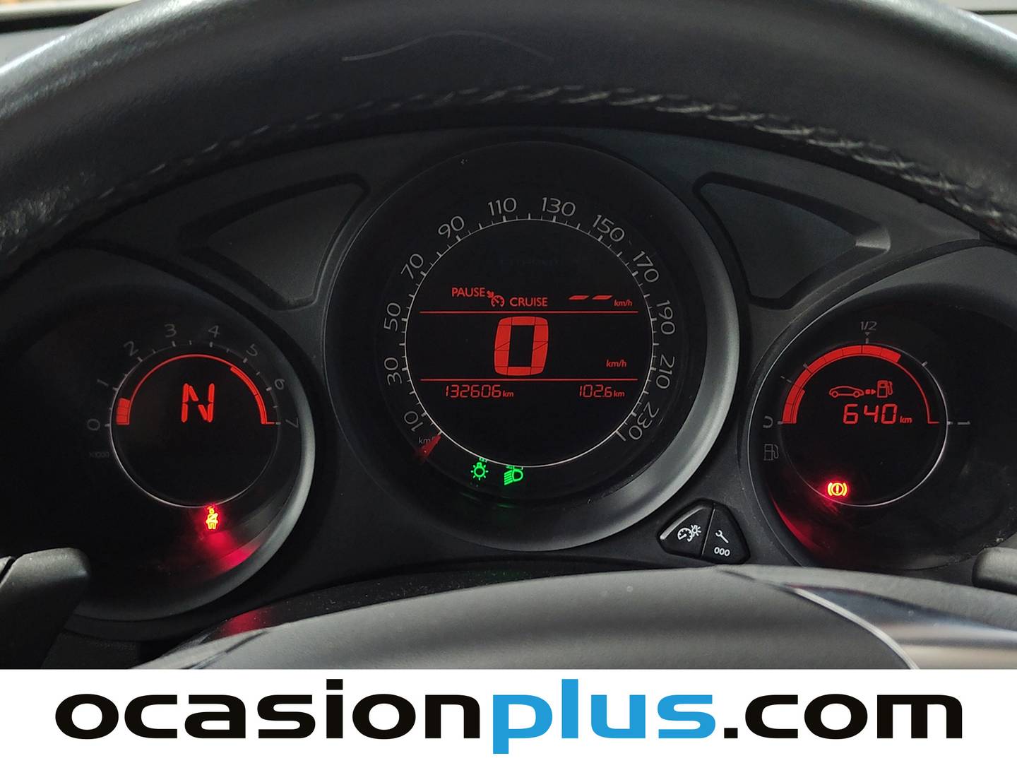 Citroën C4 Citroën C4 1.6 e-HDi Collection CMP (114 CV) 2013