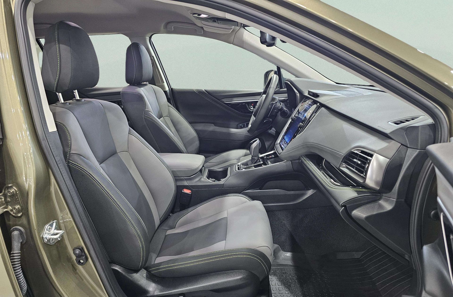 Subaru Outback 2.5 Field AWD CVT Lineartronic - foto 22