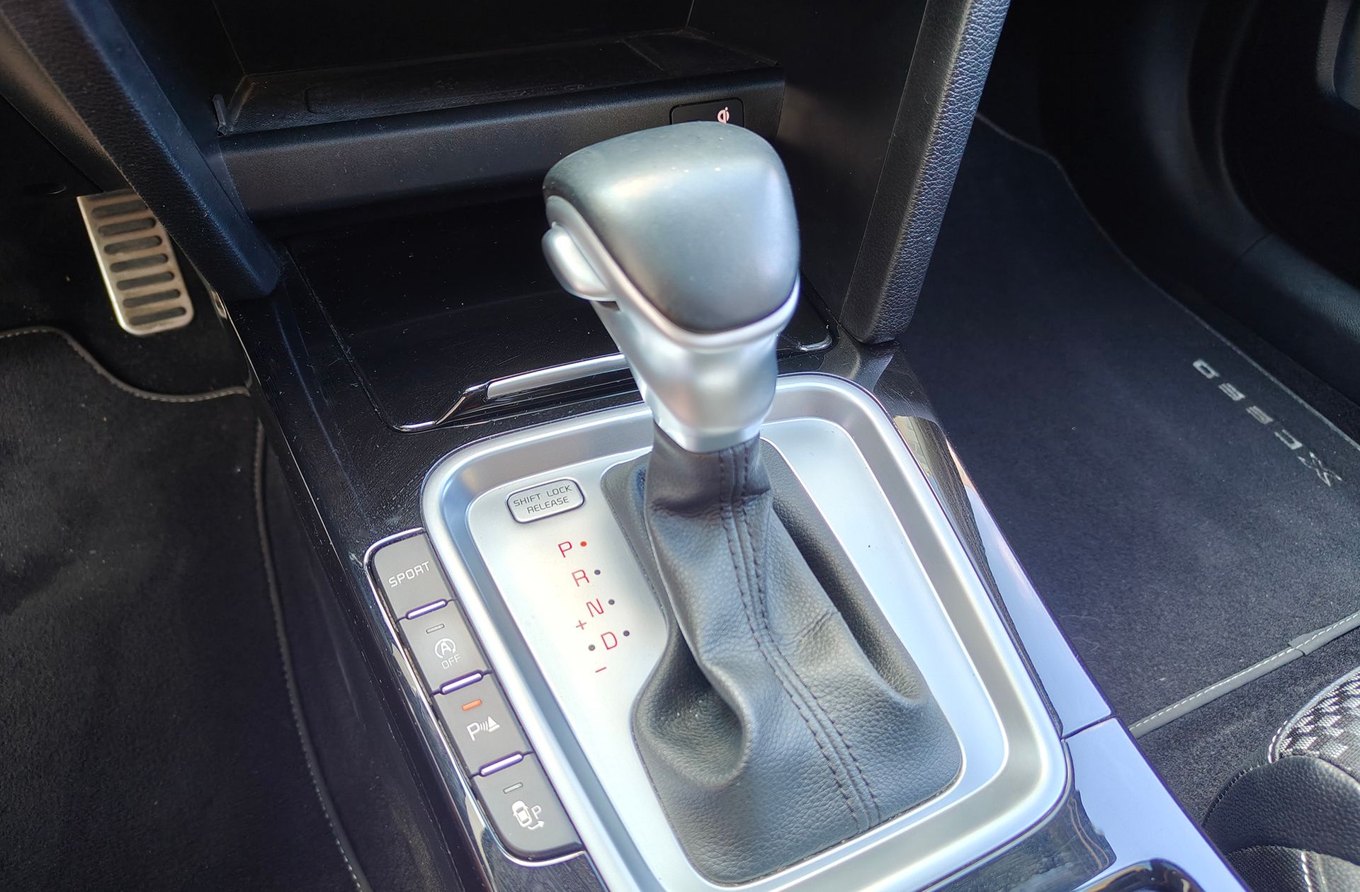 Kia XCeed 1.6 MHEV Emotion DCT - foto 5