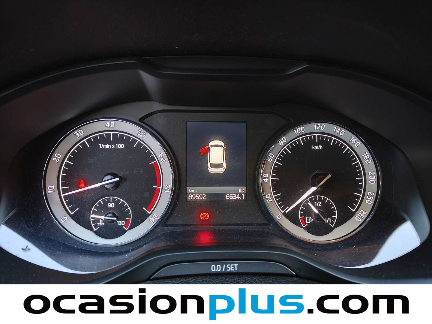 Foto Skoda Karoq Skoda Karoq 1.5 TSI ACT Style (150 CV)