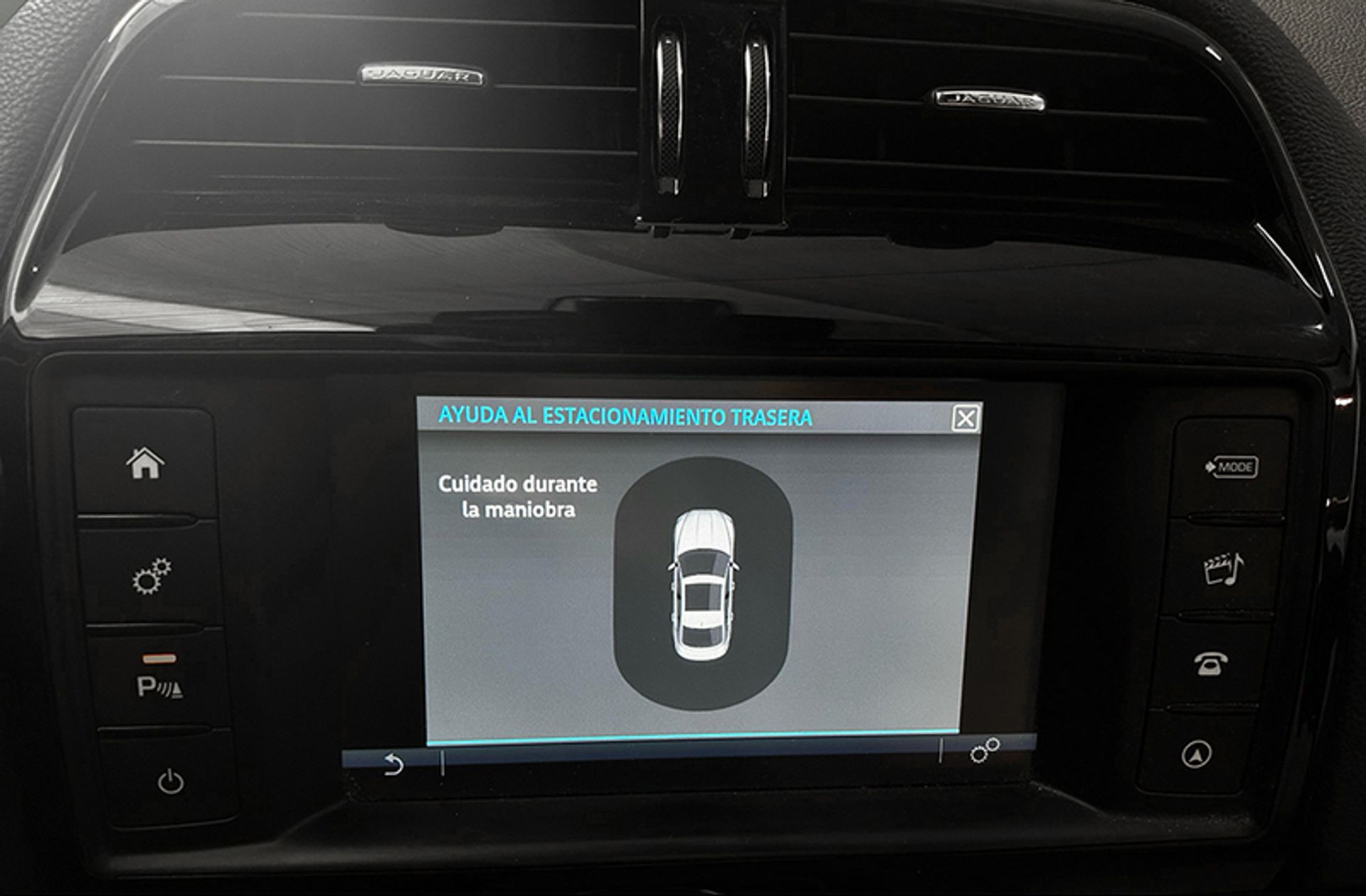 Jaguar XE 2.0 Diesel Pure RWD - foto 6