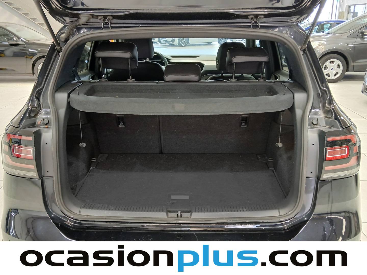 Fotos maletero Volkswagen T-Cross Volkswagen T-Cross Sport 1.5 TSI (150 CV) DSG Pack R-Line