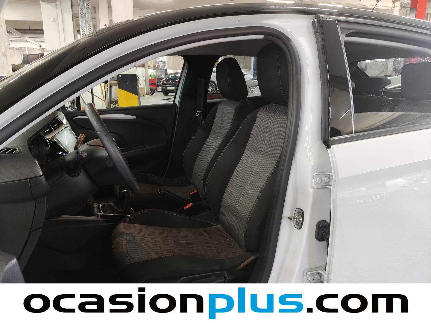 Foto asientos delanteros Opel Corsa Opel Corsa 1.2 XEL S&S Edition (75 CV)