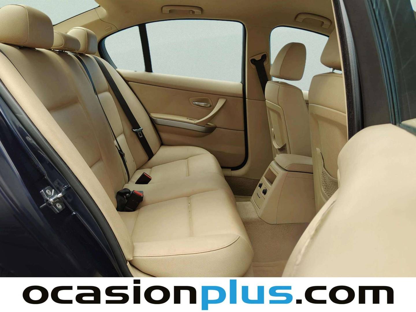 Foto asientos traseros BMW Serie 3 BMW Serie 3 318d (143 CV)