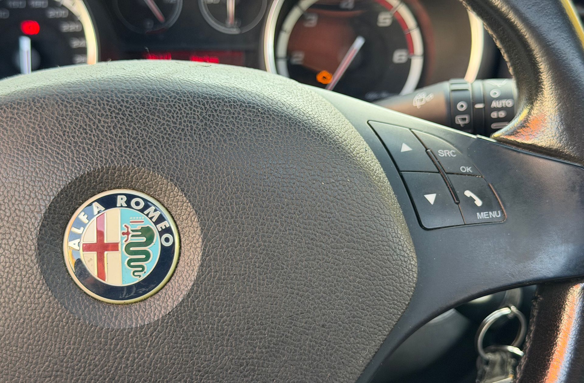 Alfa Romeo Giulietta 1.6 JTDm Distinctive - foto 23