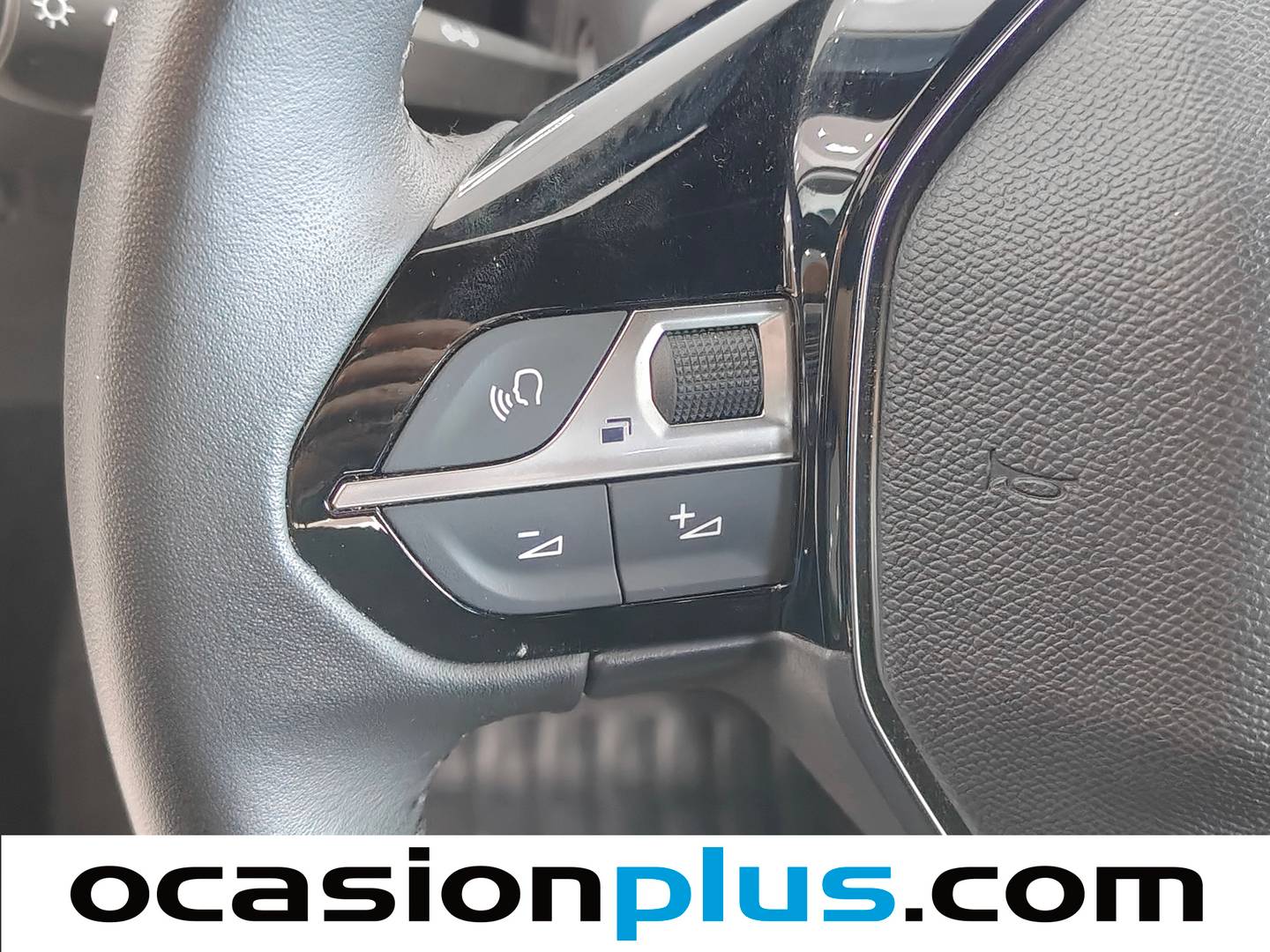 Peugeot 2008 Peugeot 2008 Allure Hybrid eDCS6 (145 CV) de ocasión