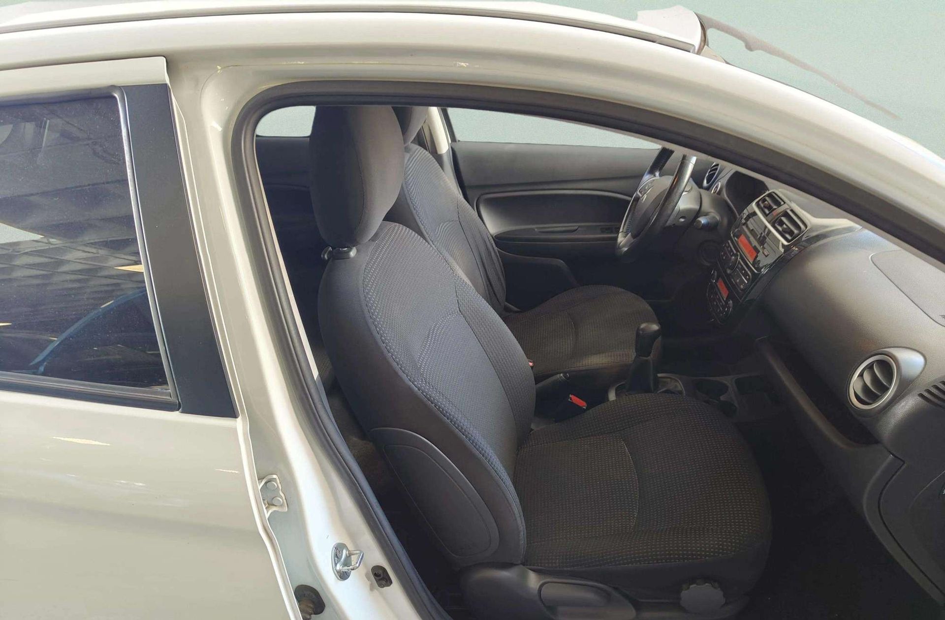 Mitsubishi Space Star 120 MPI Motion - foto 13