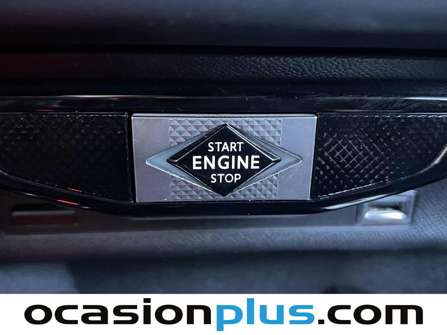 Foto DS DS 3 Crossback DS DS3 Crossback PureTech 130 Grand Chic EAT8  (130 CV)