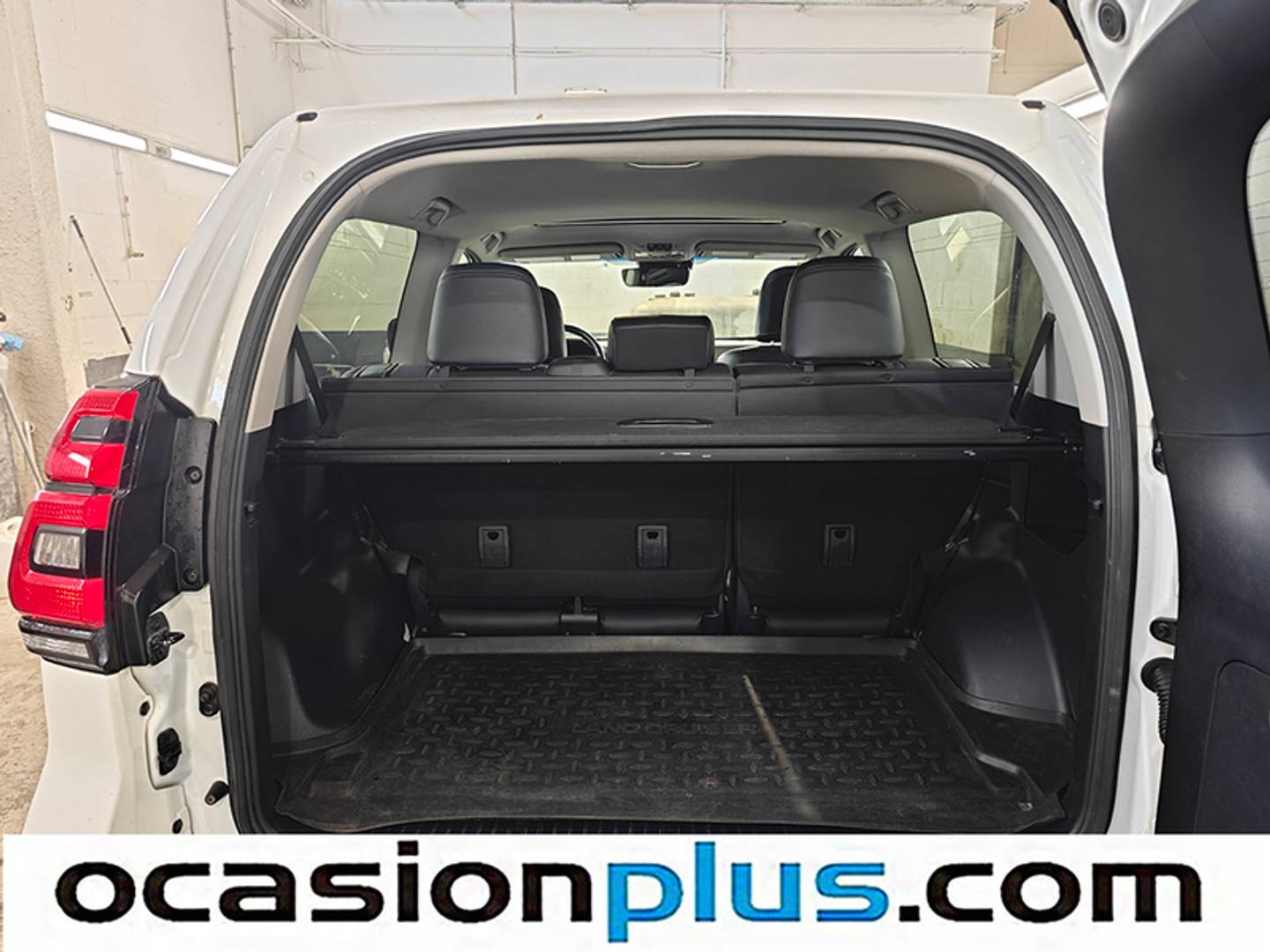 Foto Toyota Land Cruiser Toyota Land Cruiser 2.8 D-4D VXL Auto (177 CV)