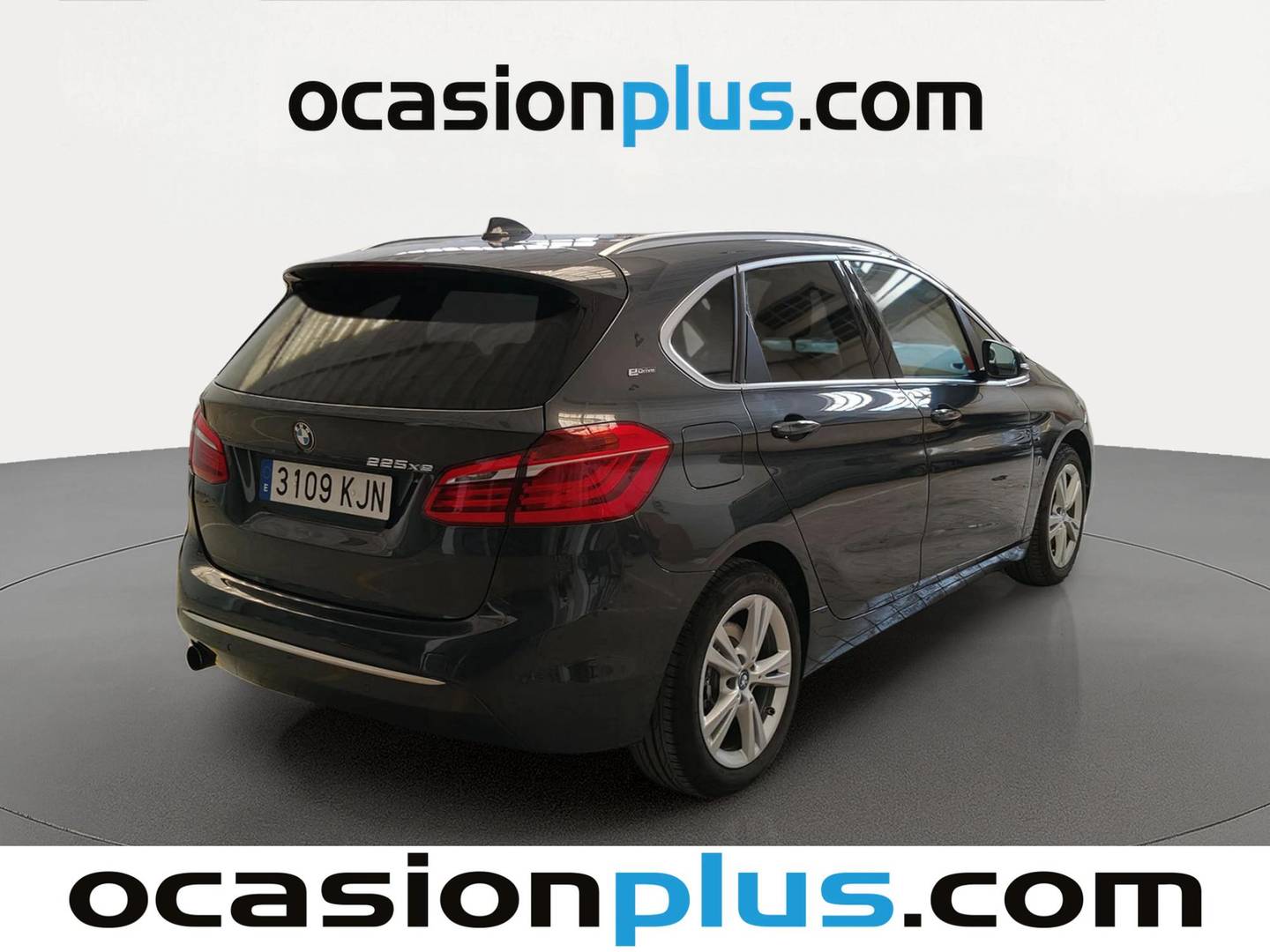 Foto trasera BMW Serie 2 Active Tourer BMW Serie 2 225xe iPerformance Active Tourer (224 CV) derecha
