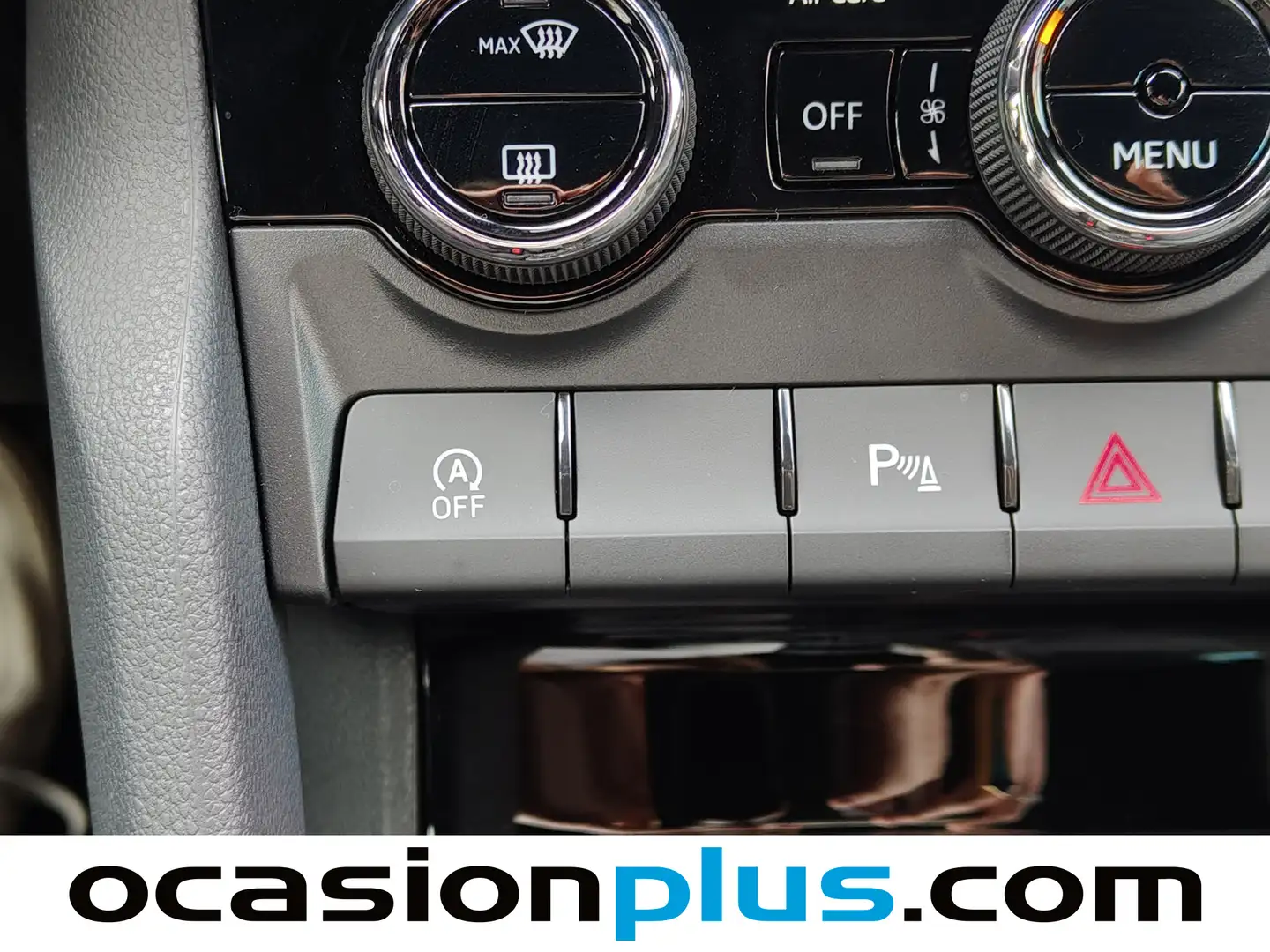 Foto Skoda Karoq Skoda Karoq 1.5 TSI ACT Sportline (150 CV)