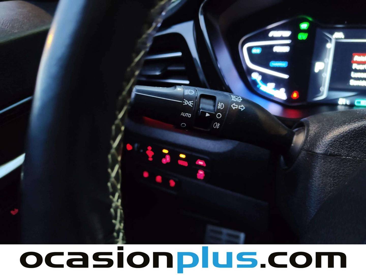 Foto KIA Niro Kia Niro 1.6 GDi PHEV Híbrido Emotion (141 CV)