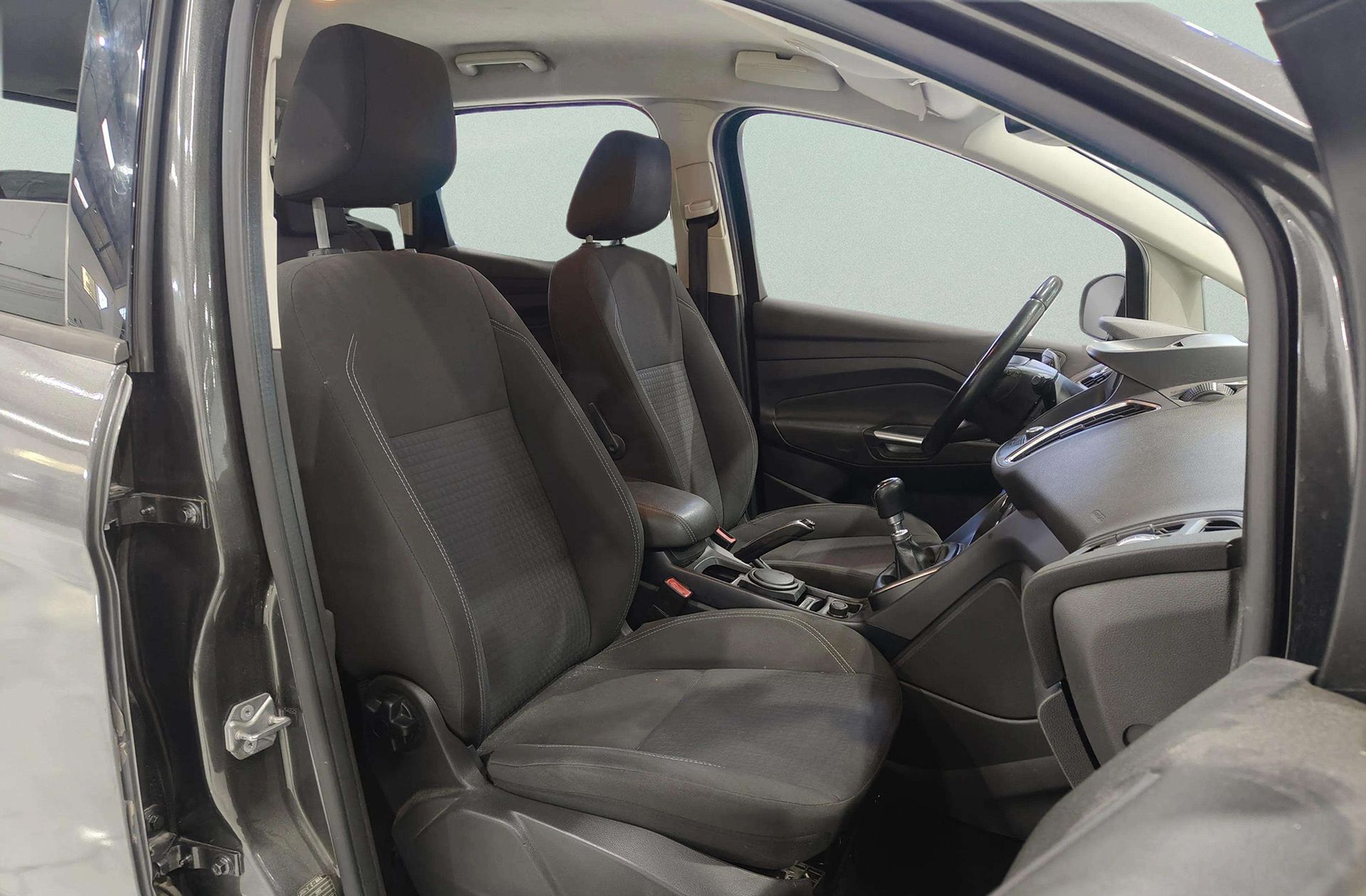 Ford C-Max 1.5 TDCi Trend+ - foto 17