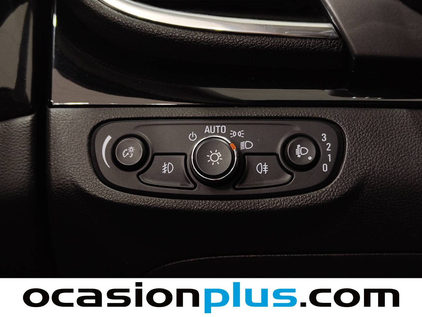 Foto Opel Mokka Opel Mokka 1.6 CDTi S&S Selective 4x2 (136 CV)