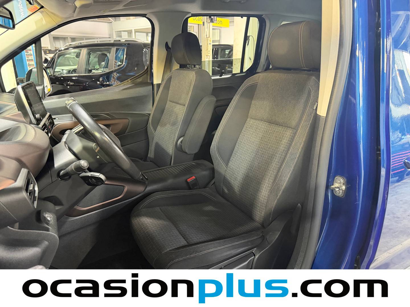 Foto asientos delanteros Peugeot Rifter Peugeot Rifter BlueHDi 130 GT Standard (130 CV)