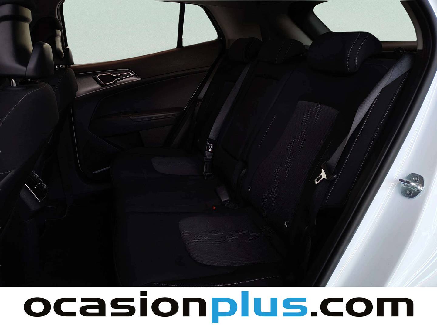 Foto asientos traseros KIA Sportage KIA Sportage 1.6 T-GDi MHEV Drive 4x2 (150 CV)