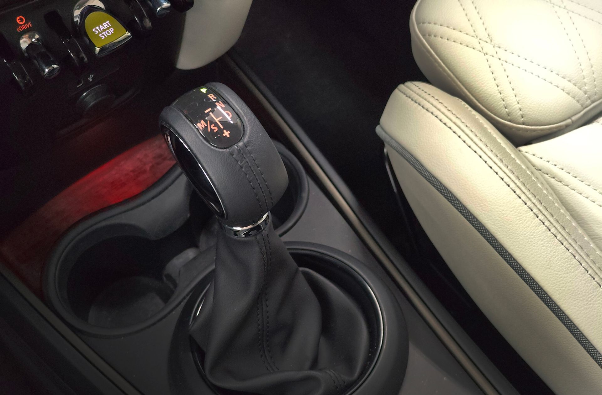 MINI Countryman Cooper S E ALL4 - foto 5