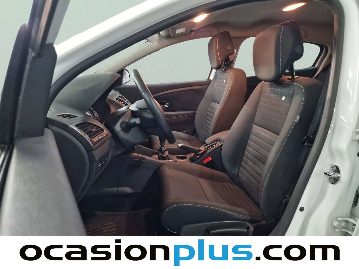 Foto asientos delanteros Renault Mégane Renault Megane Limited Energy S&S TCe (115 CV)