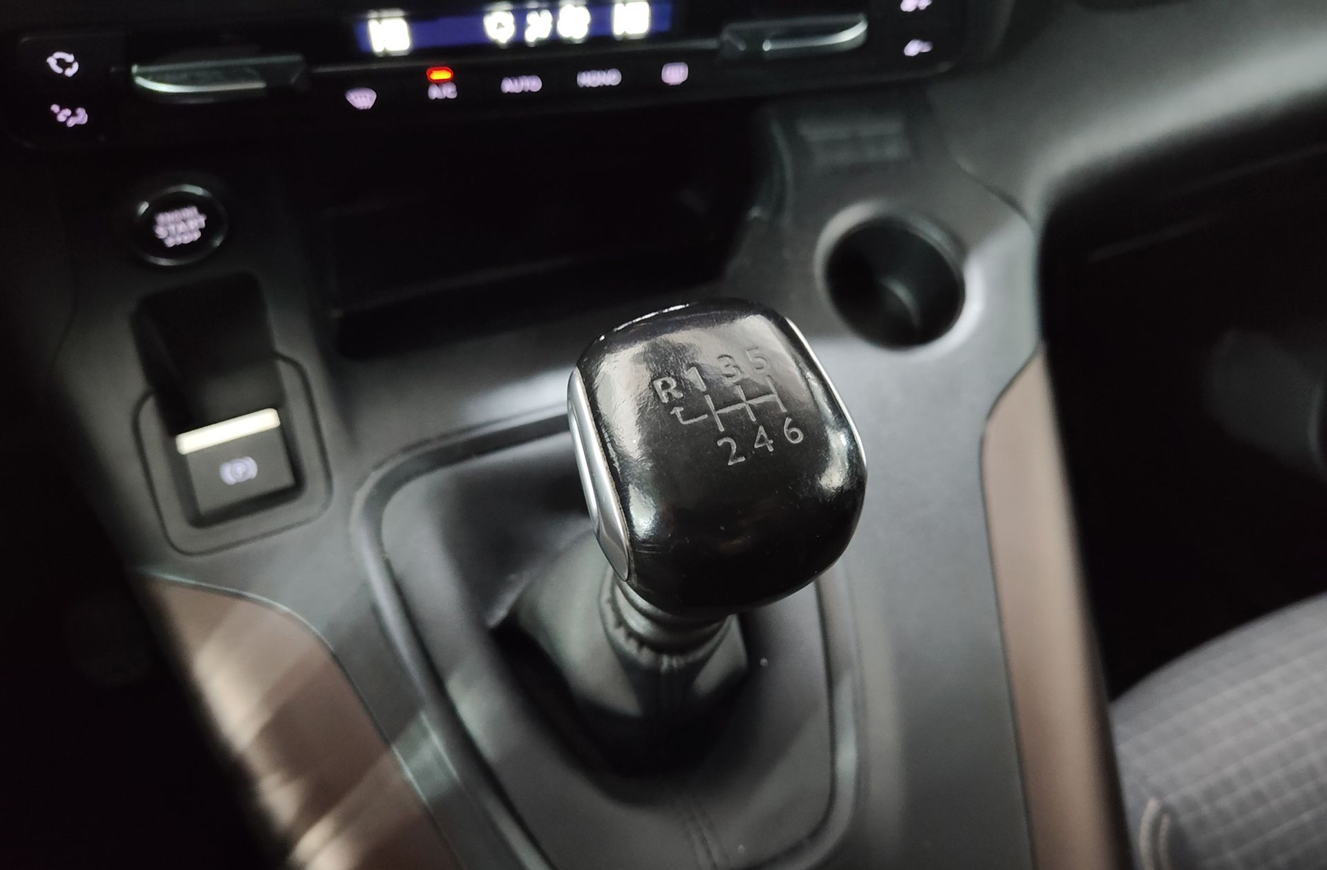Peugeot Rifter BlueHDi 100 GT Standard - foto 6
