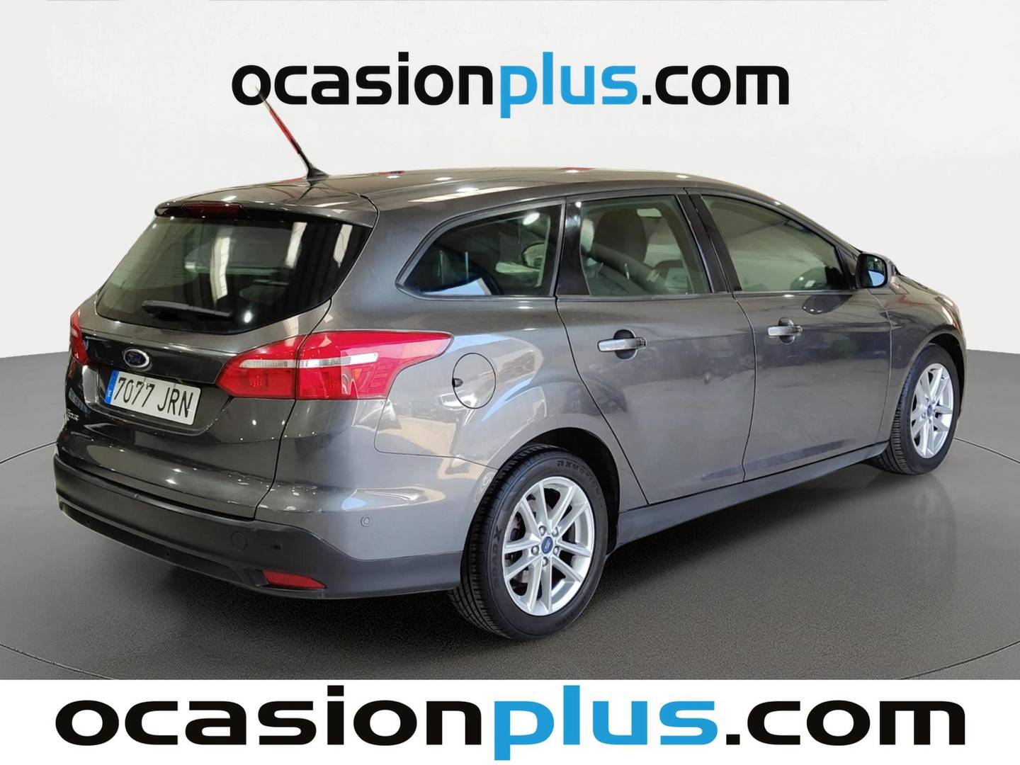 Foto trasera Ford Focus Ford Focus SportBreak 1.5 TDCI Business (120 CV) derecha