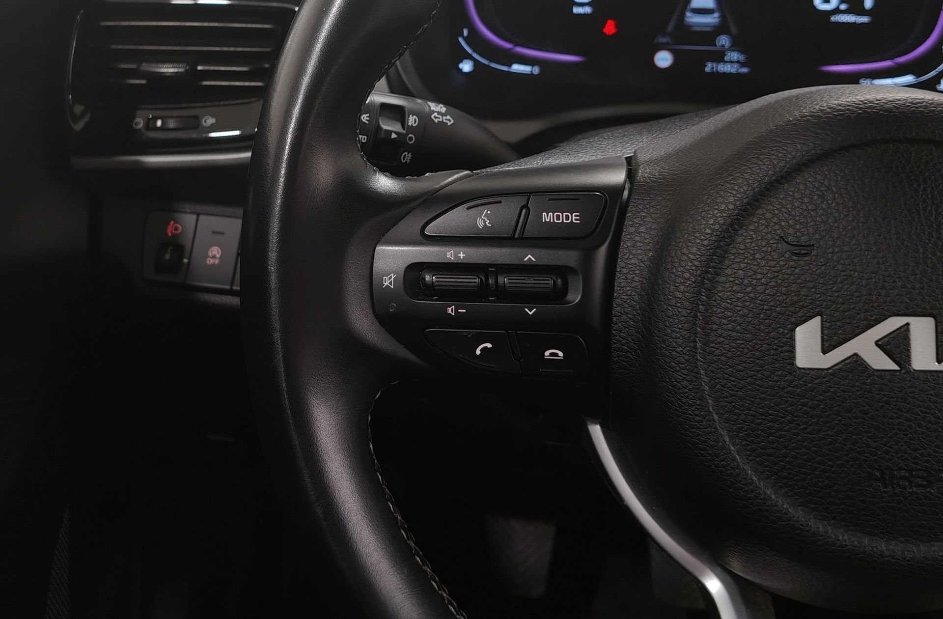 Kia Stonic 1.2 DPi Drive - foto 24