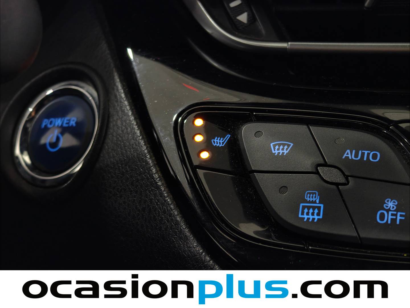 Extras y acabados del Toyota C-HR Toyota C-HR 1.8 125H Advance (122 CV)