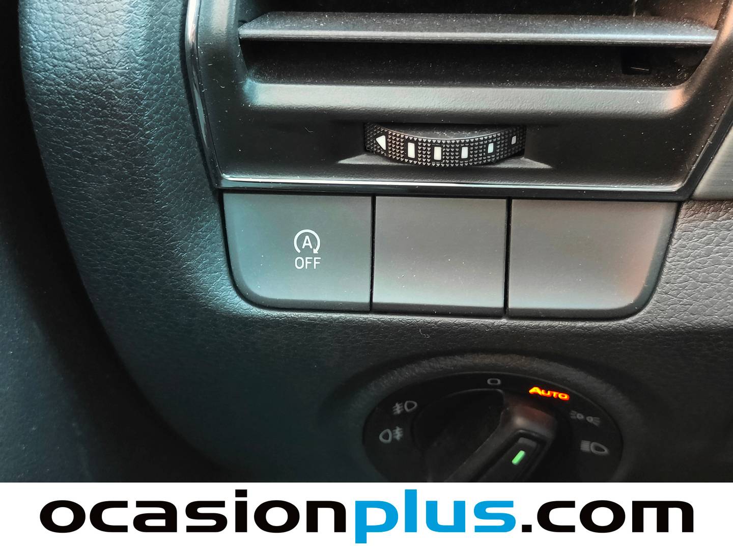 Extras y acabados del Skoda Fabia Skoda Fabia 1.0 MPI Like (75 CV)