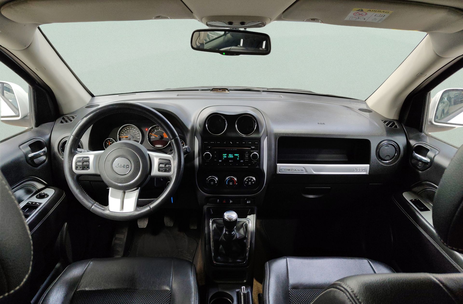 Jeep Compass 2.2 CRD North 4x2 - foto 6