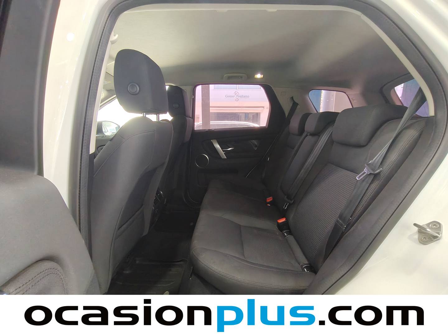 Foto asientos traseros Land Rover Discovery Sport Land Rover Discovery Sport 2.0D I4- PS MHEV Standard AWD AT (150 CV)