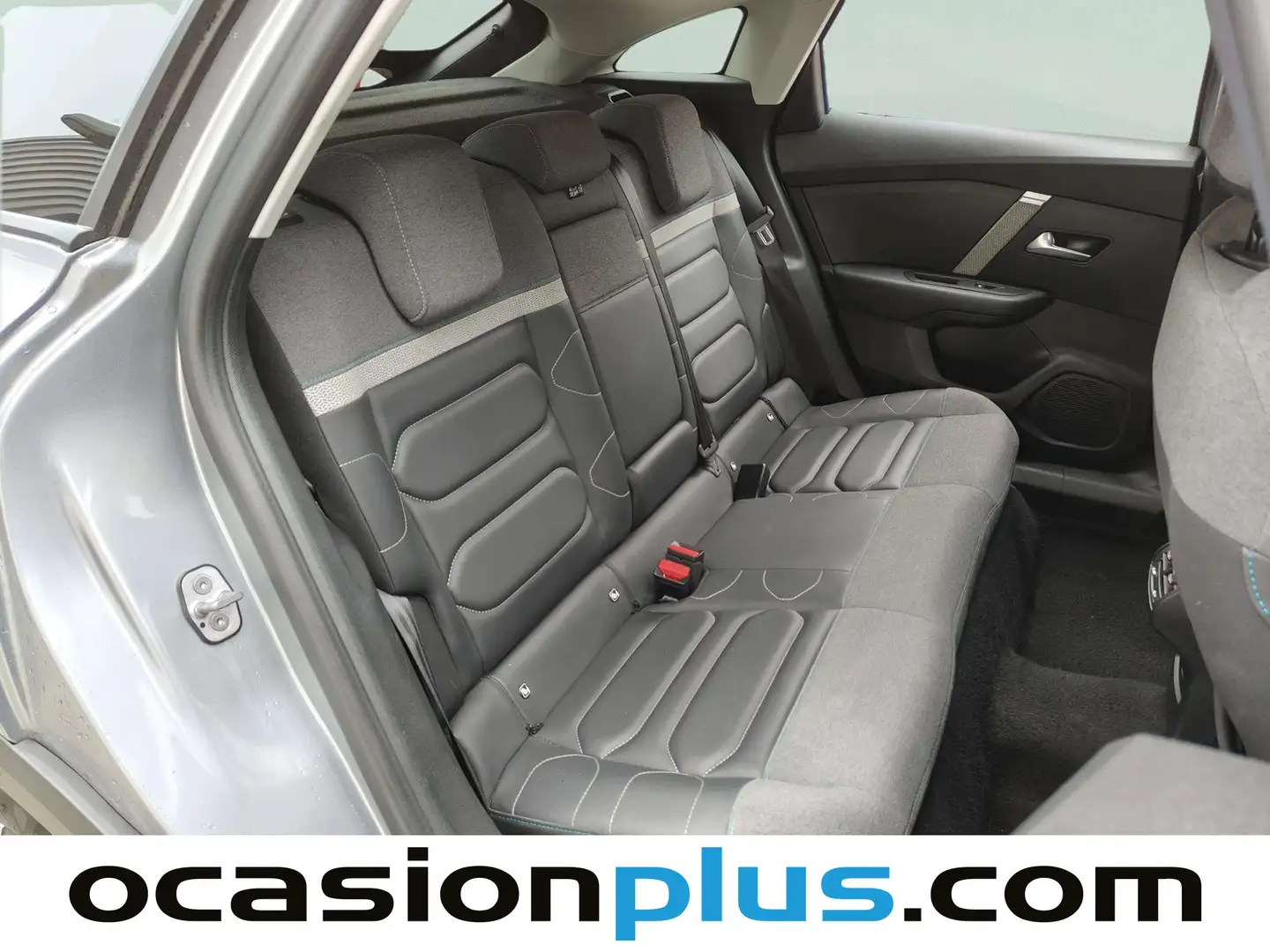 Foto Citroën C4 Citroen C4 PureTech 130 S&S Shine  (130 CV)