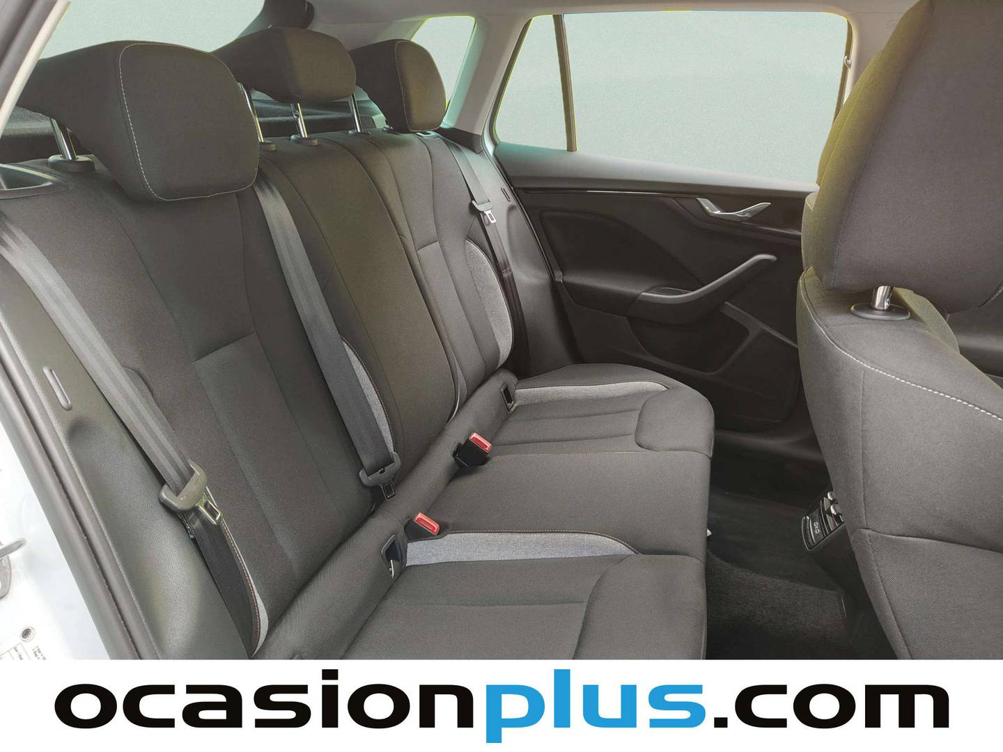 Skoda Kamiq Skoda Kamiq 1.0 TSI Selection DSG (115 CV) al mejor precio