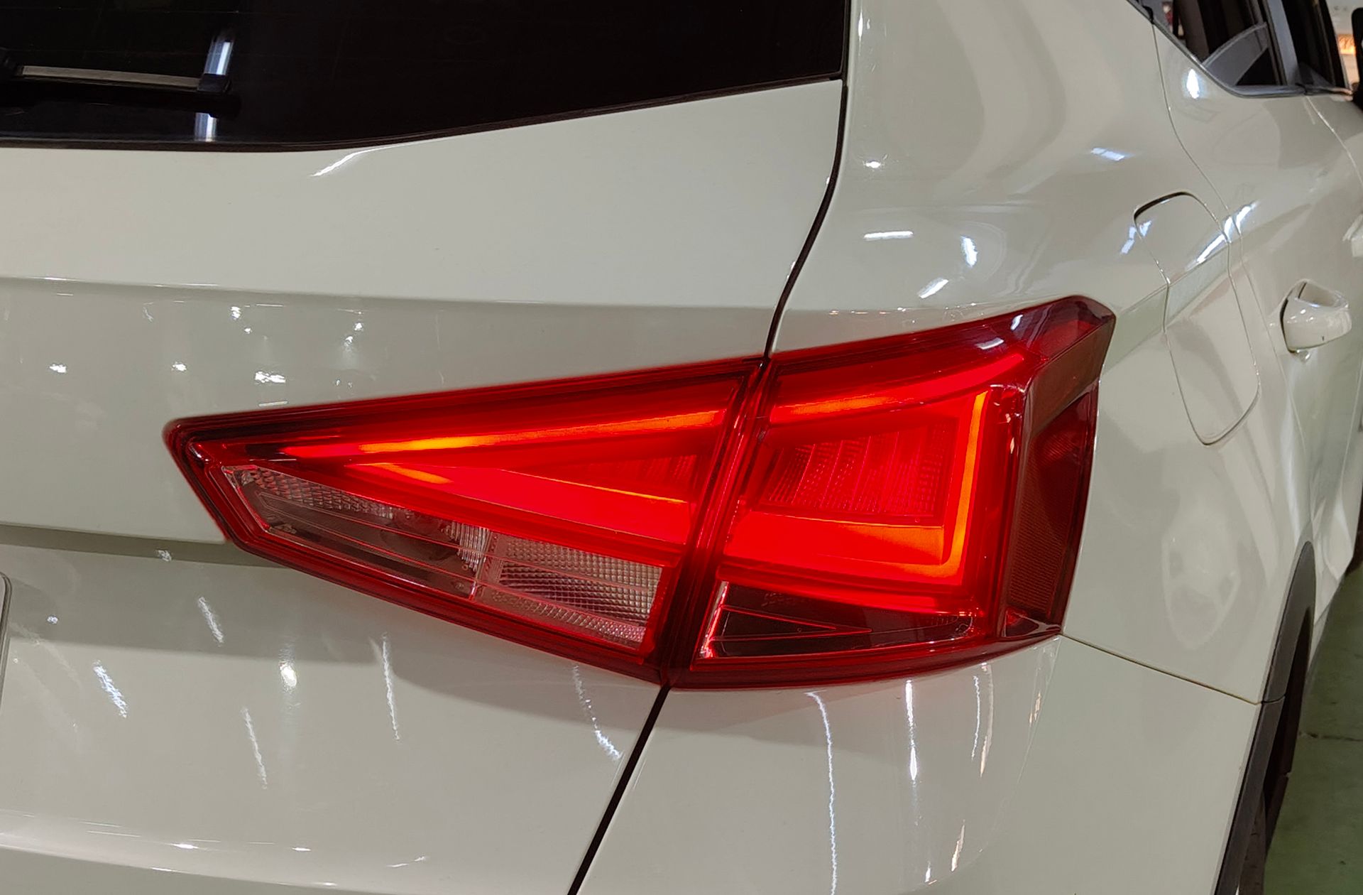 SEAT Arona 1.0 TSI Ecomotive Style - foto 14