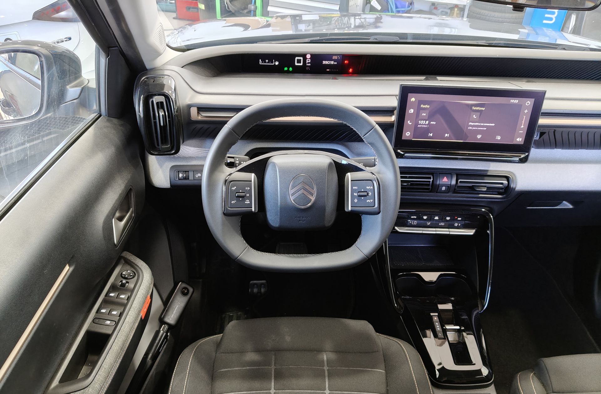 Citroën C3 Aircross Hybrid 145 Plus e-DCS6 - foto 20