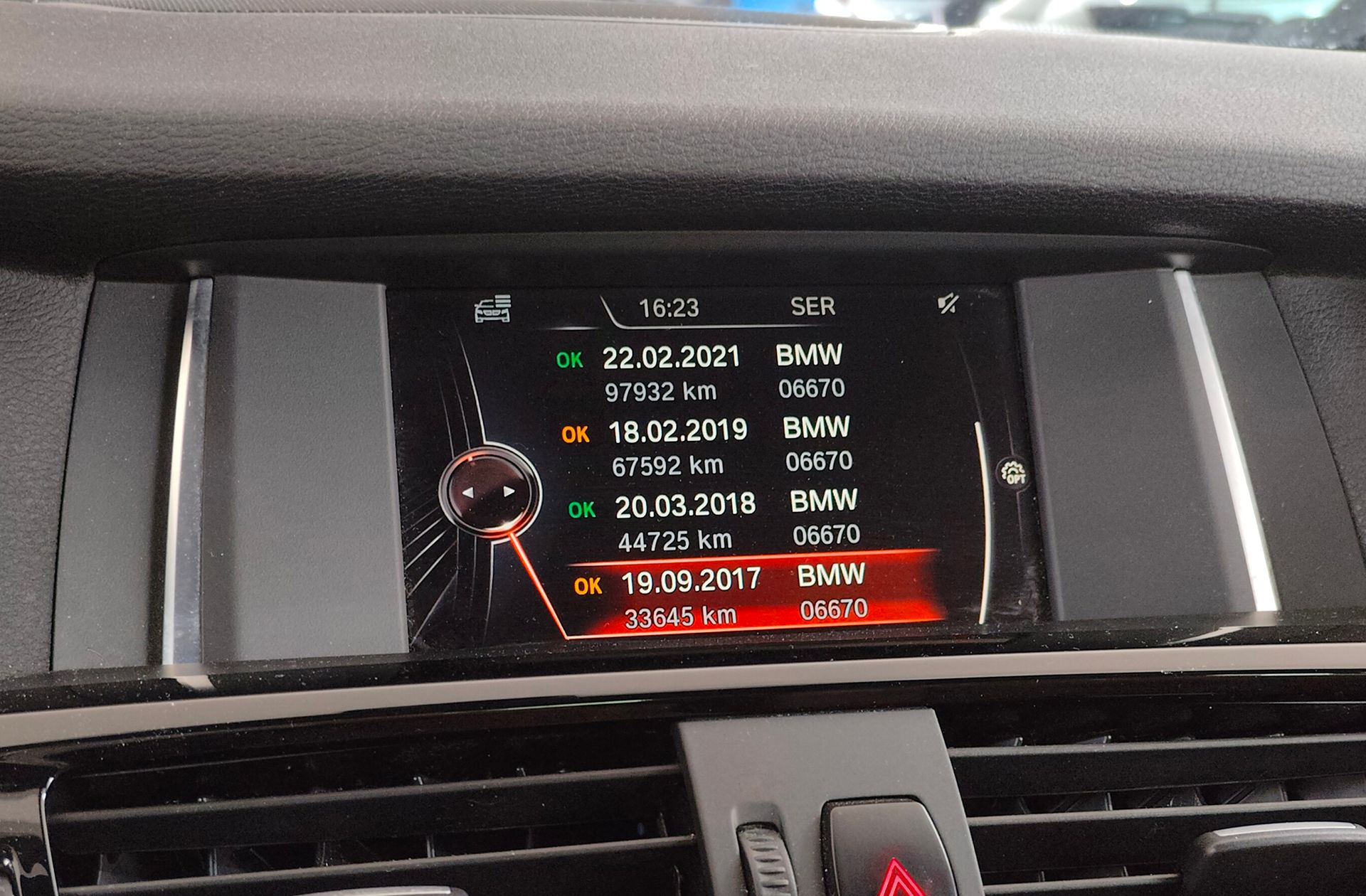 BMW X3 xDrive20d - foto 24