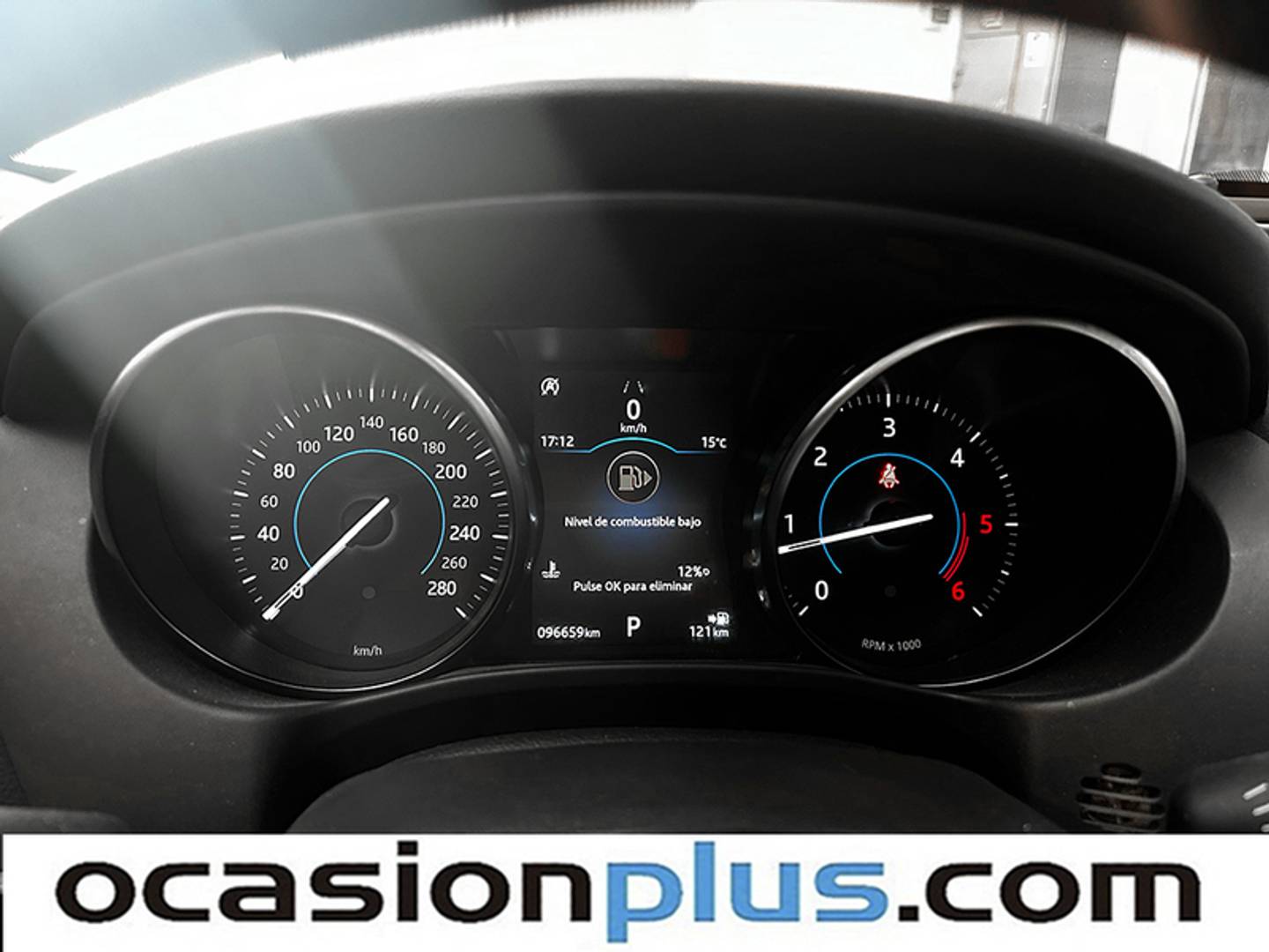 Foto Jaguar XE Jaguar XE 2.0 Diesel Pure RWD Auto (180 CV)