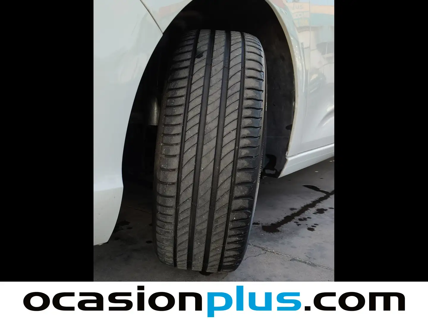 Foto Citroën C4 Citroen C4 PureTech 110 Live Edition (110 CV)