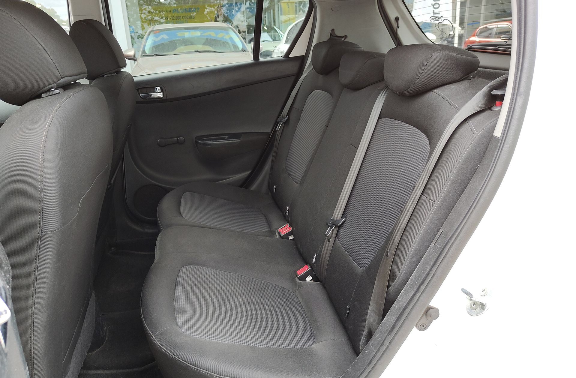 Hyundai i20 1.2 MPI Go! - foto 9