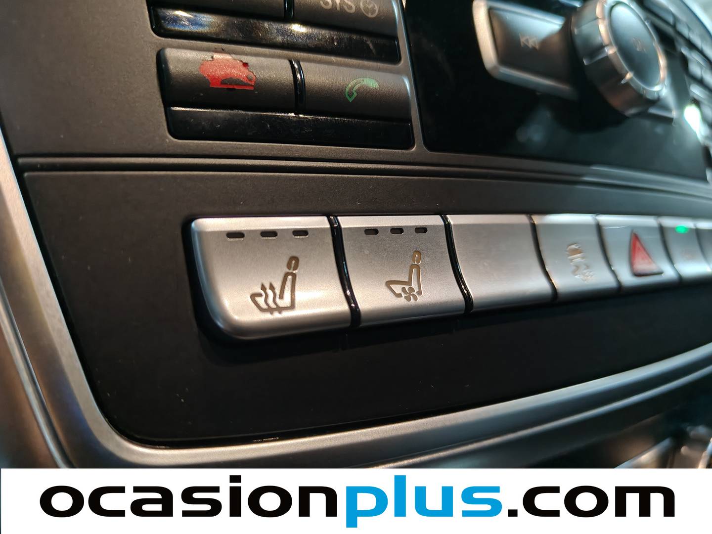 Equipamiento del Mercedes Clase M Mercedes Clase M ML 350 BlueTEC 4Matic (258 CV) Pack AMG