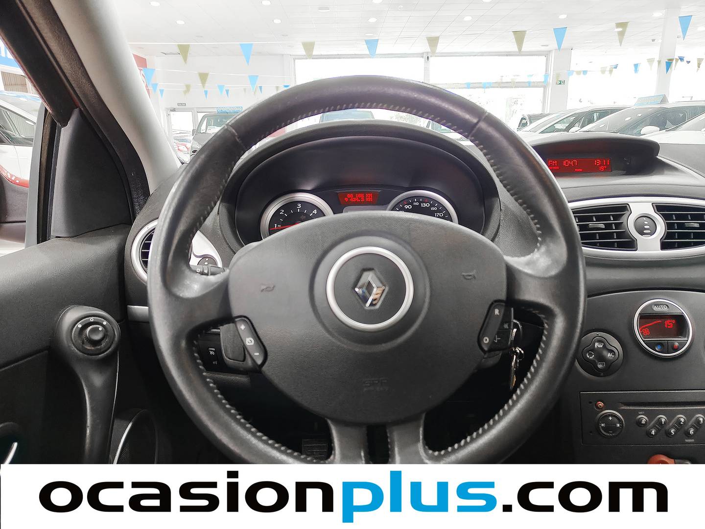 Extras y acabados del Renault Clio Renault Clio 1.5 dCi Confort Dynamique (105 CV)