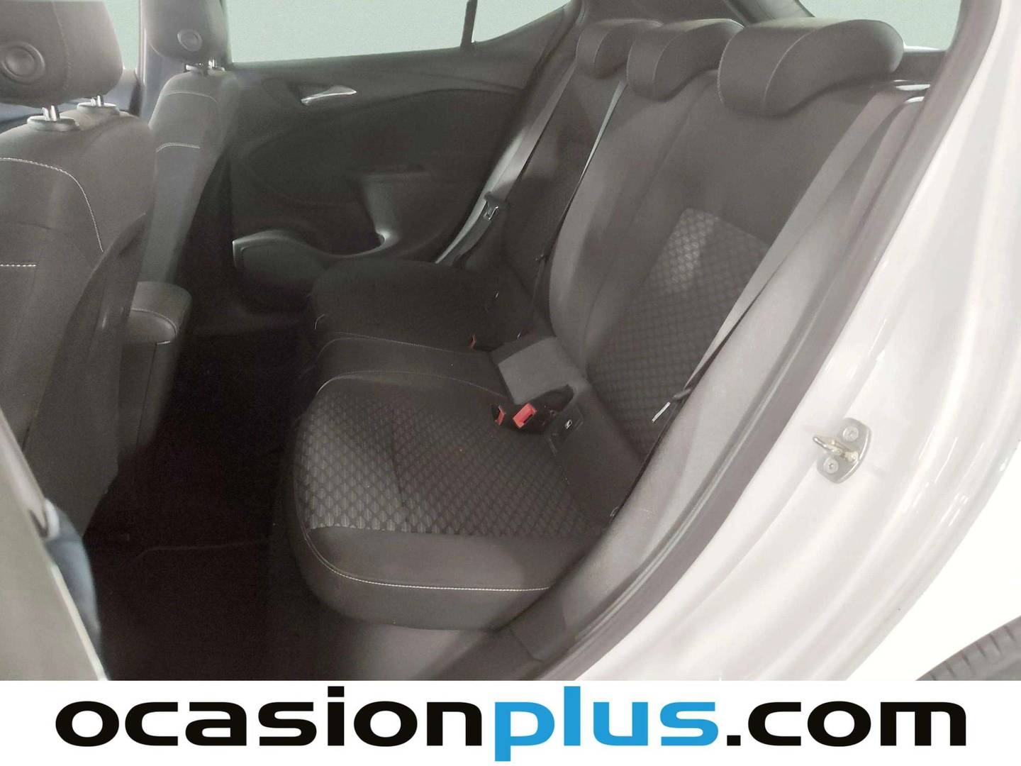 Foto asientos traseros Opel Astra Opel Astra 1.6 CDTi S&S Selective (110 CV)