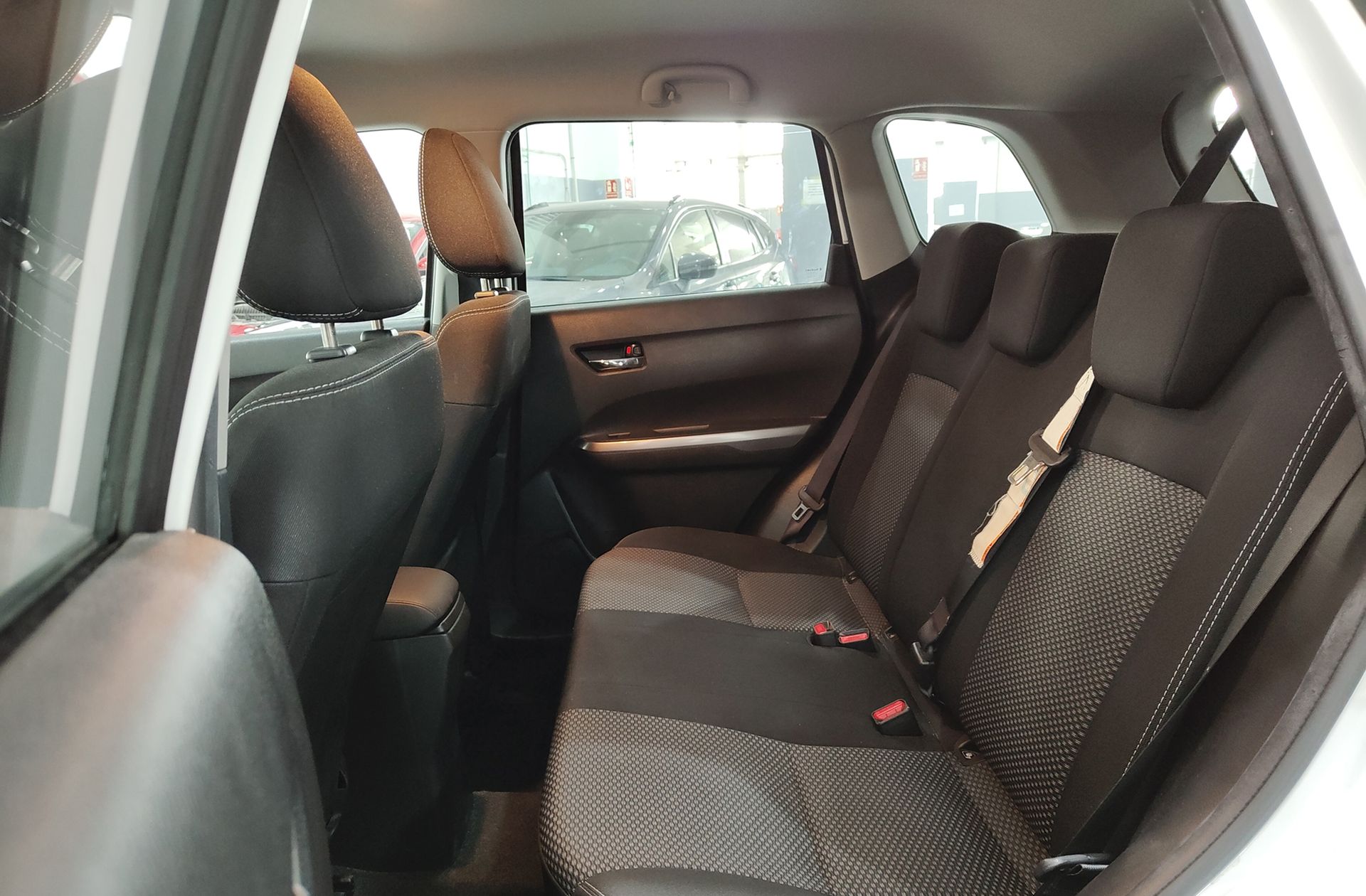 Suzuki Vitara 1.4 Turbo Mild Hybrid GLE - foto 11