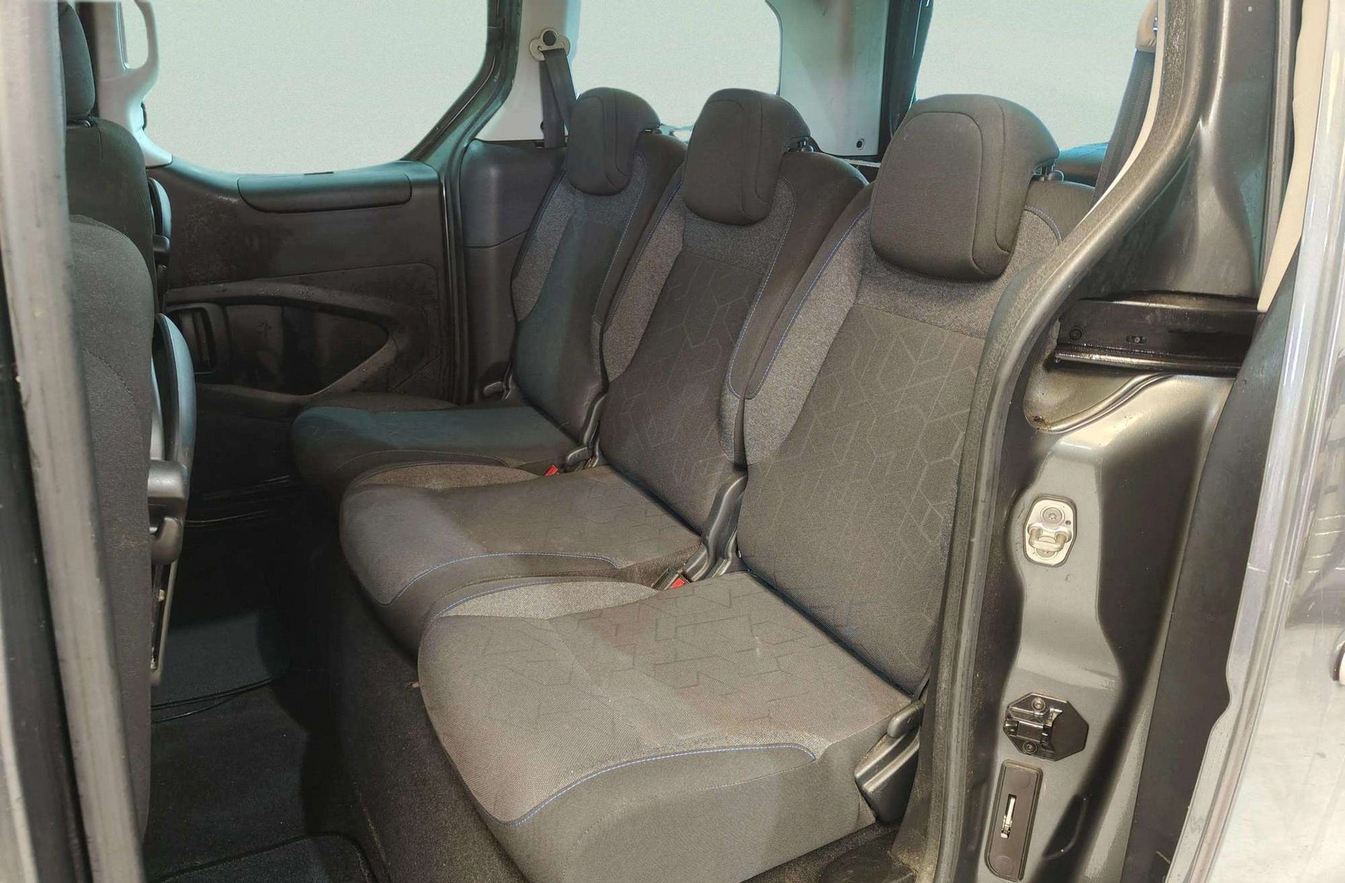 Peugeot Partner Tepee Combi BlueHDi 100 Style - foto 14
