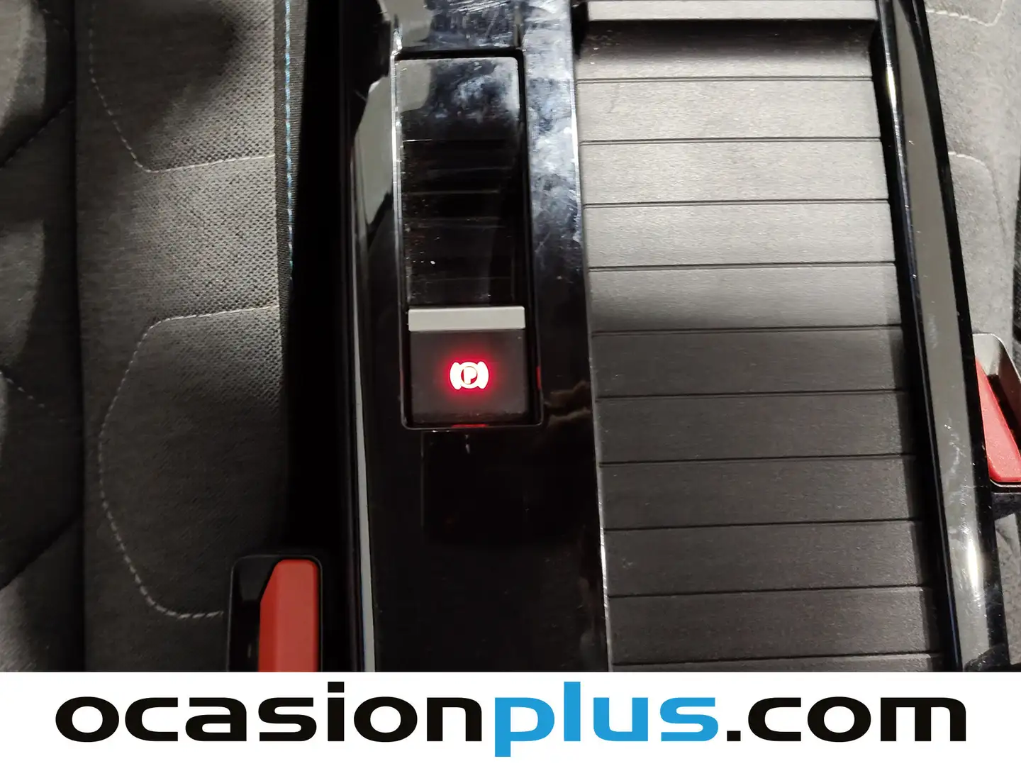 Foto Citroën C4 Citroen C4 PureTech 130 S&S 6v Feel Pack (130 CV)