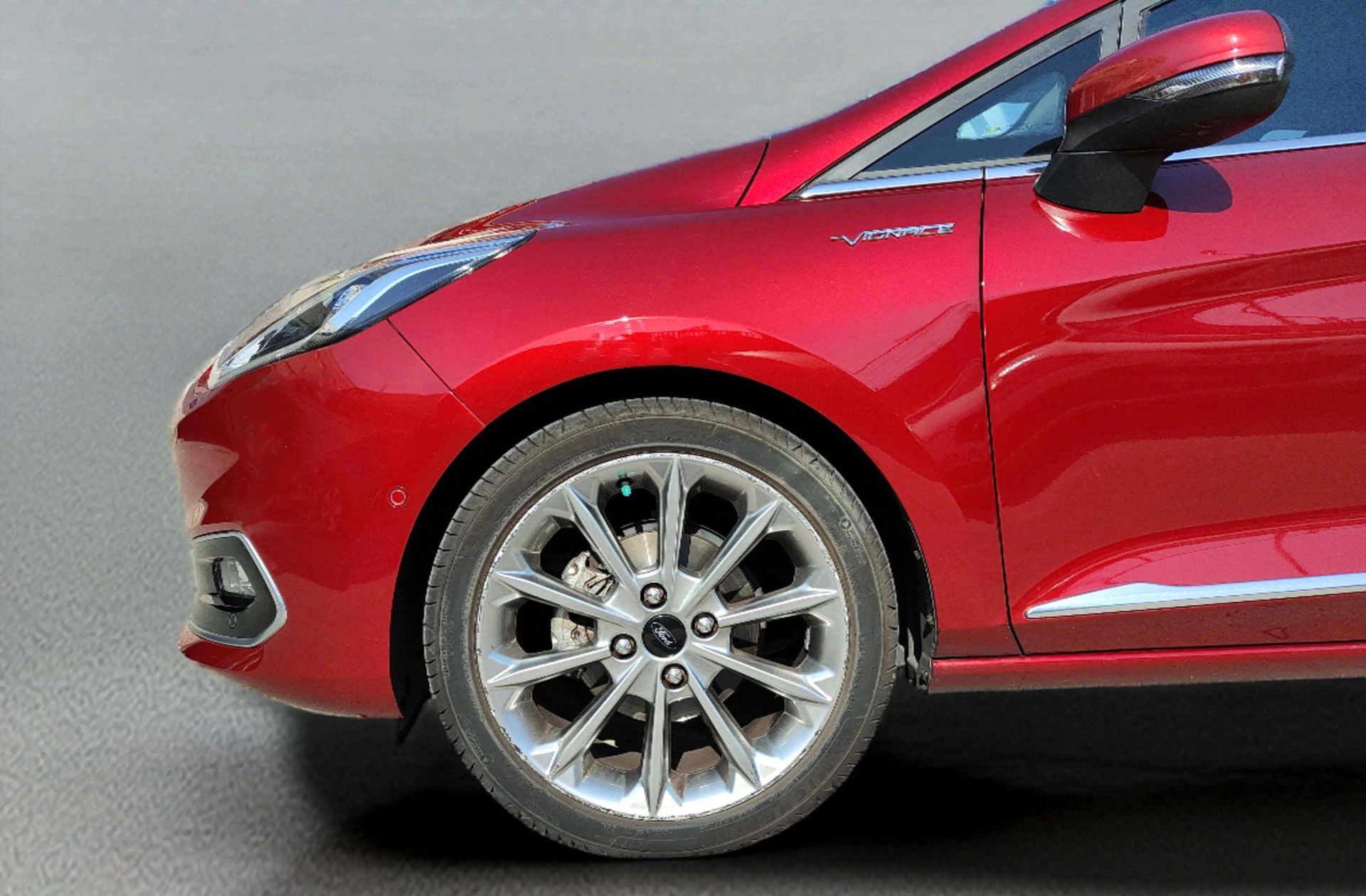 Ford Fiesta 1.0 EcoBoost Vignale - foto 39