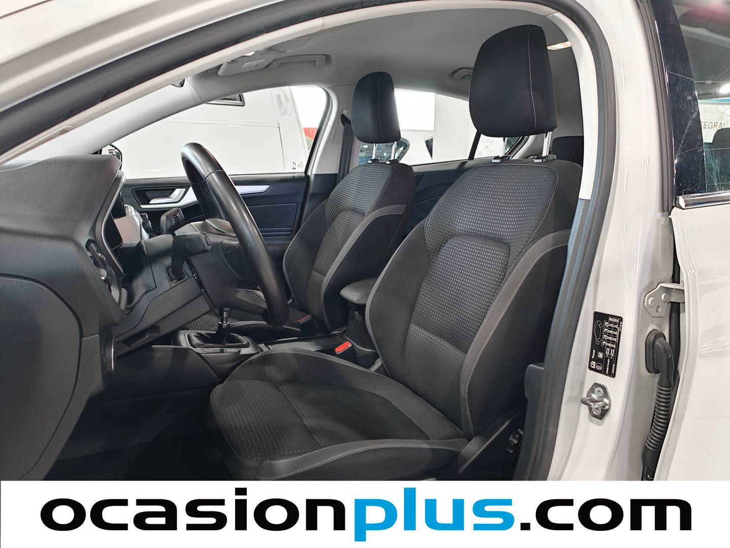 Foto asientos delanteros Ford Focus Ford Focus 1.5 Ecoblue Trend+ (120 CV)