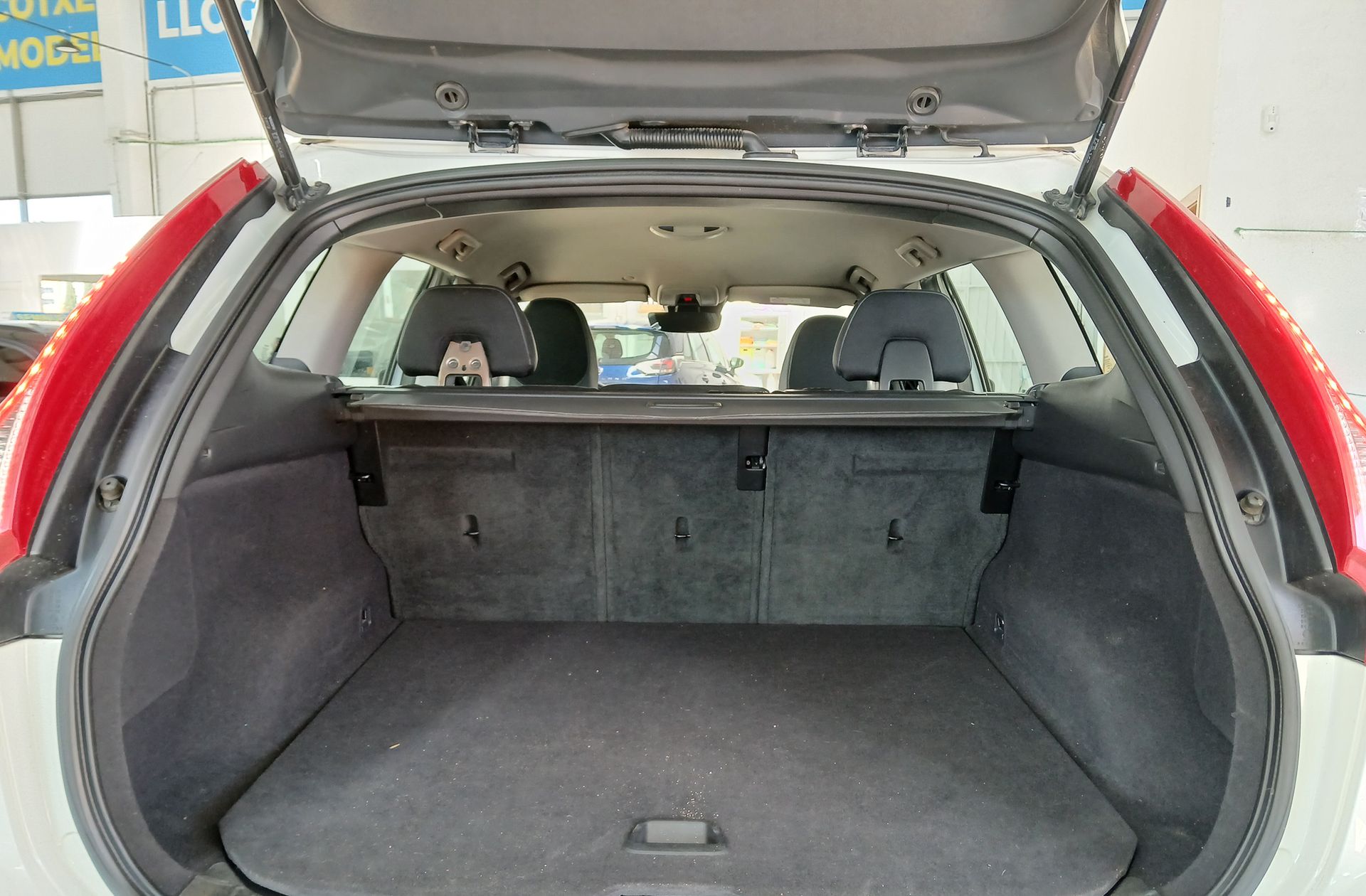 Volvo XC60 D4 Momentum - foto 14