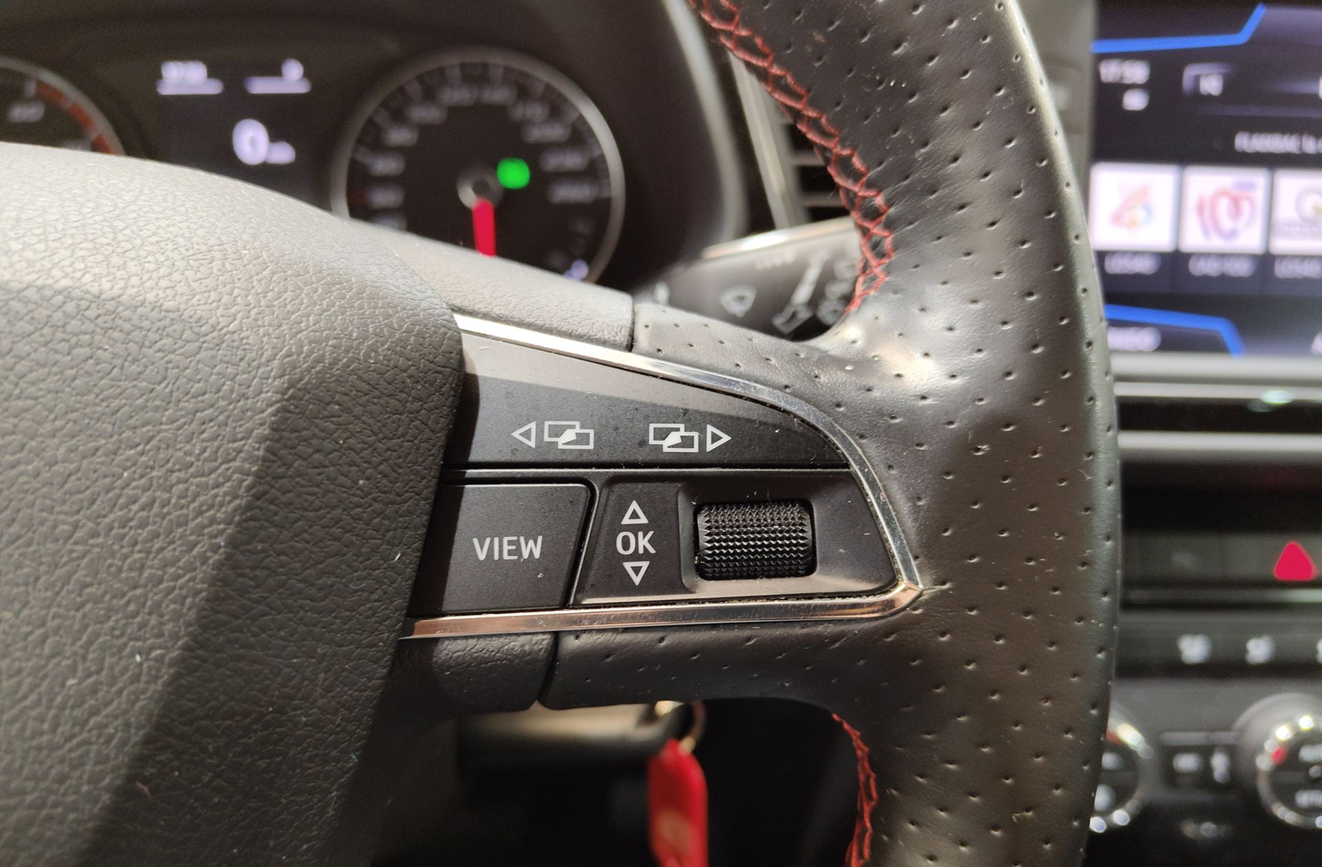SEAT León 1.5 TSI FR DSG - foto 29